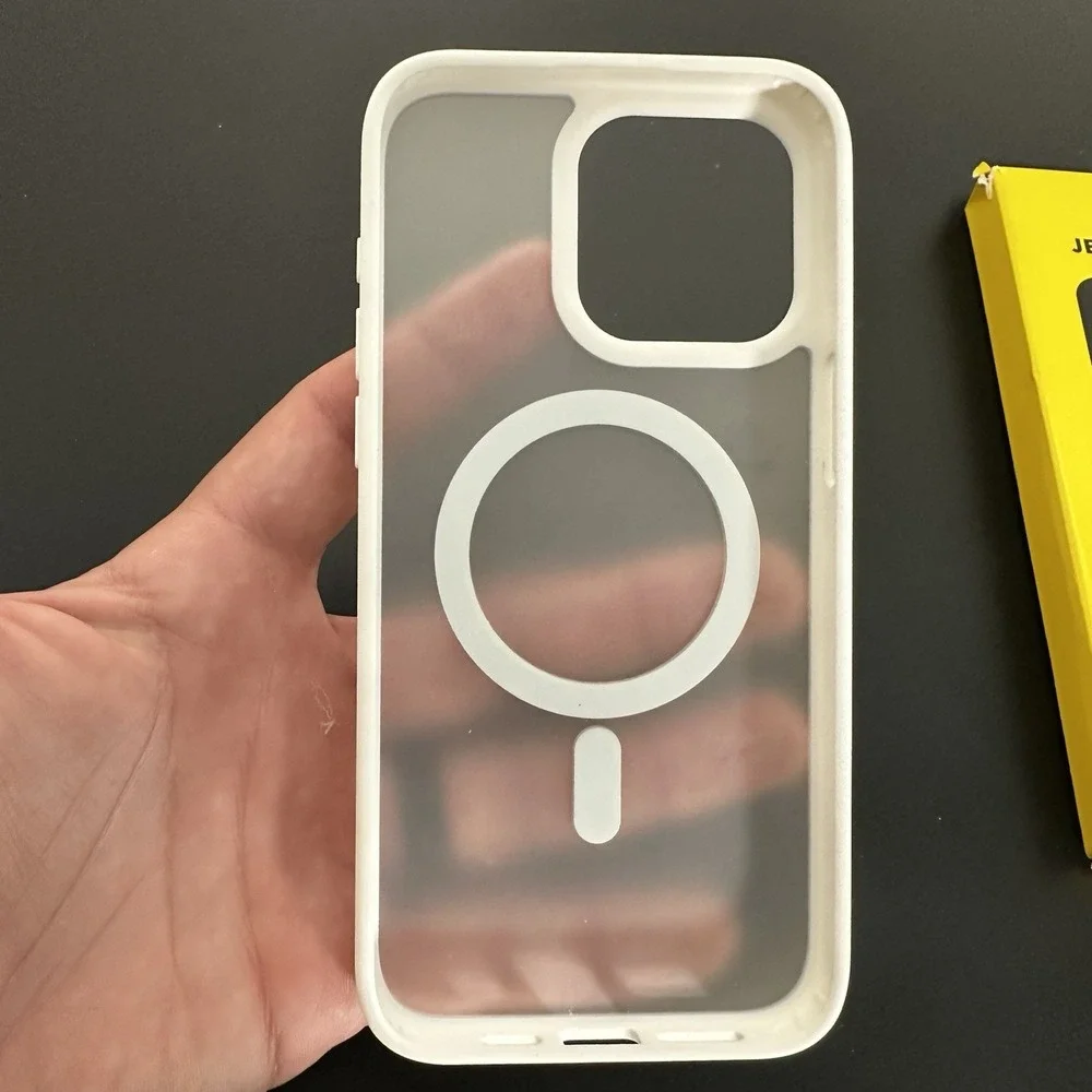 JETech iPhone 15 Pro Max Case‎ Magnetic Frosted Matte White Minimalist Tech